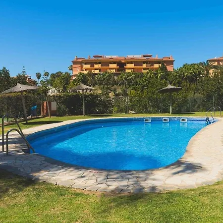 Paraiso Natural En Marbella Con Piscina Y Parking