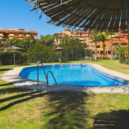 Paraiso Natural En Marbella Con Piscina Y Parking